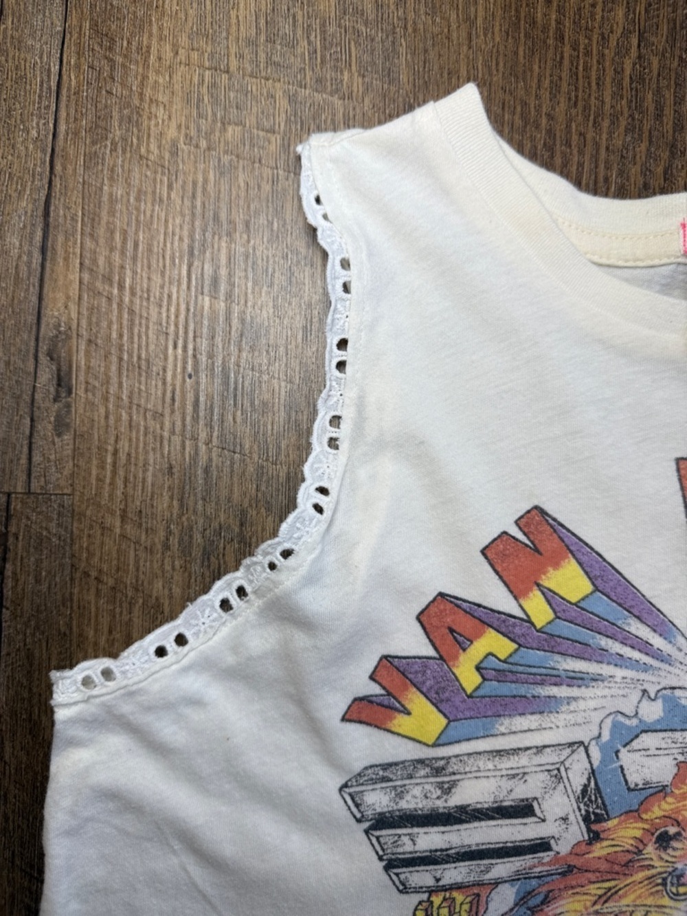 Forever 21 Girls White Graphic Tank with Rainbow Van Halen 1982 Lion Size 13/14 - Picture 3 of 8